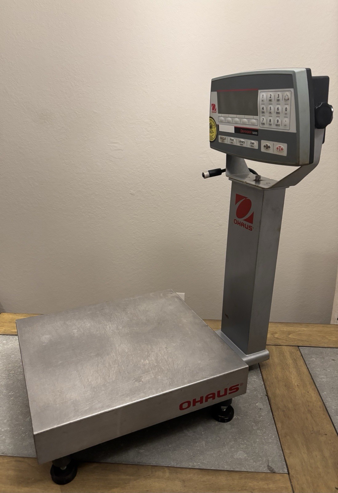 Ohaus Defender 5000 TD52PScale with D25RTR BASE. 50lbs Capacity. 30Day Warranty