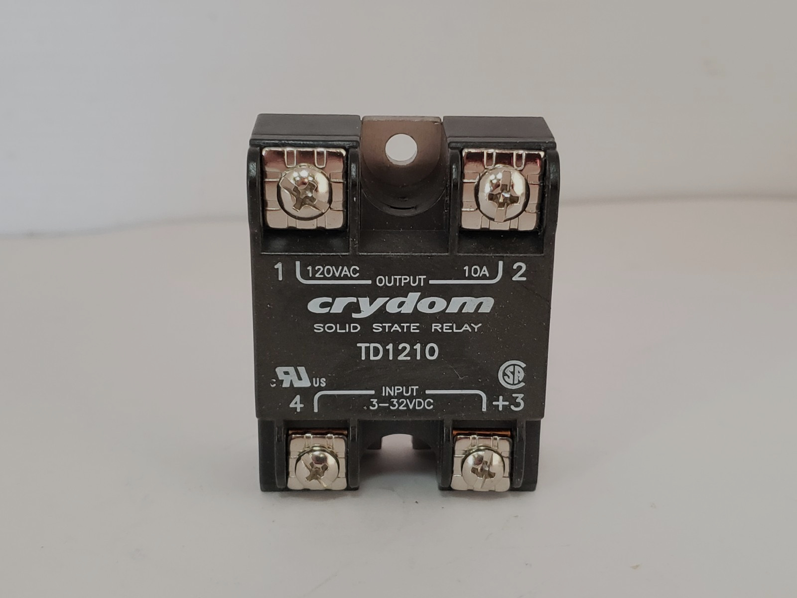 CRYDOM TD1210 SOLID STATE RELAY 10A 120V 3-32VDC NIB