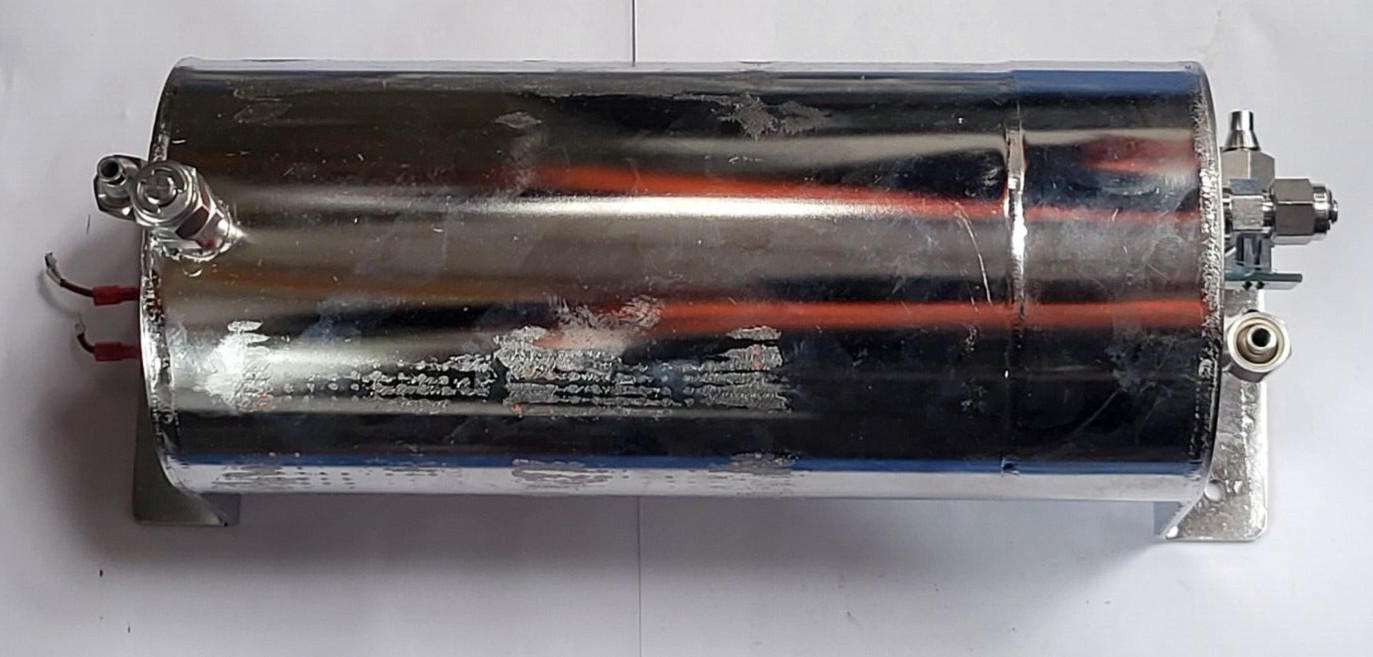 1.5L 5 PORT STEEL TANK / RESERVOIR L: 235mm DIA: 102mm OH: 120mm 1/4″