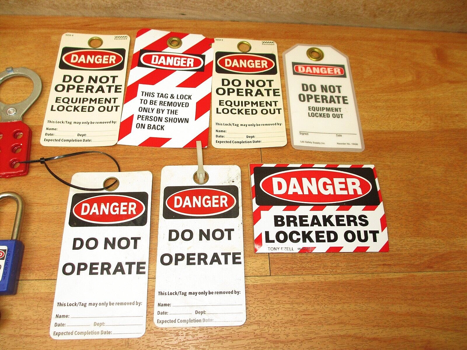 Lockout Tagout Safety Lock LARGE LOT *USED/NEW* Master Lock Hasp Danger Tag