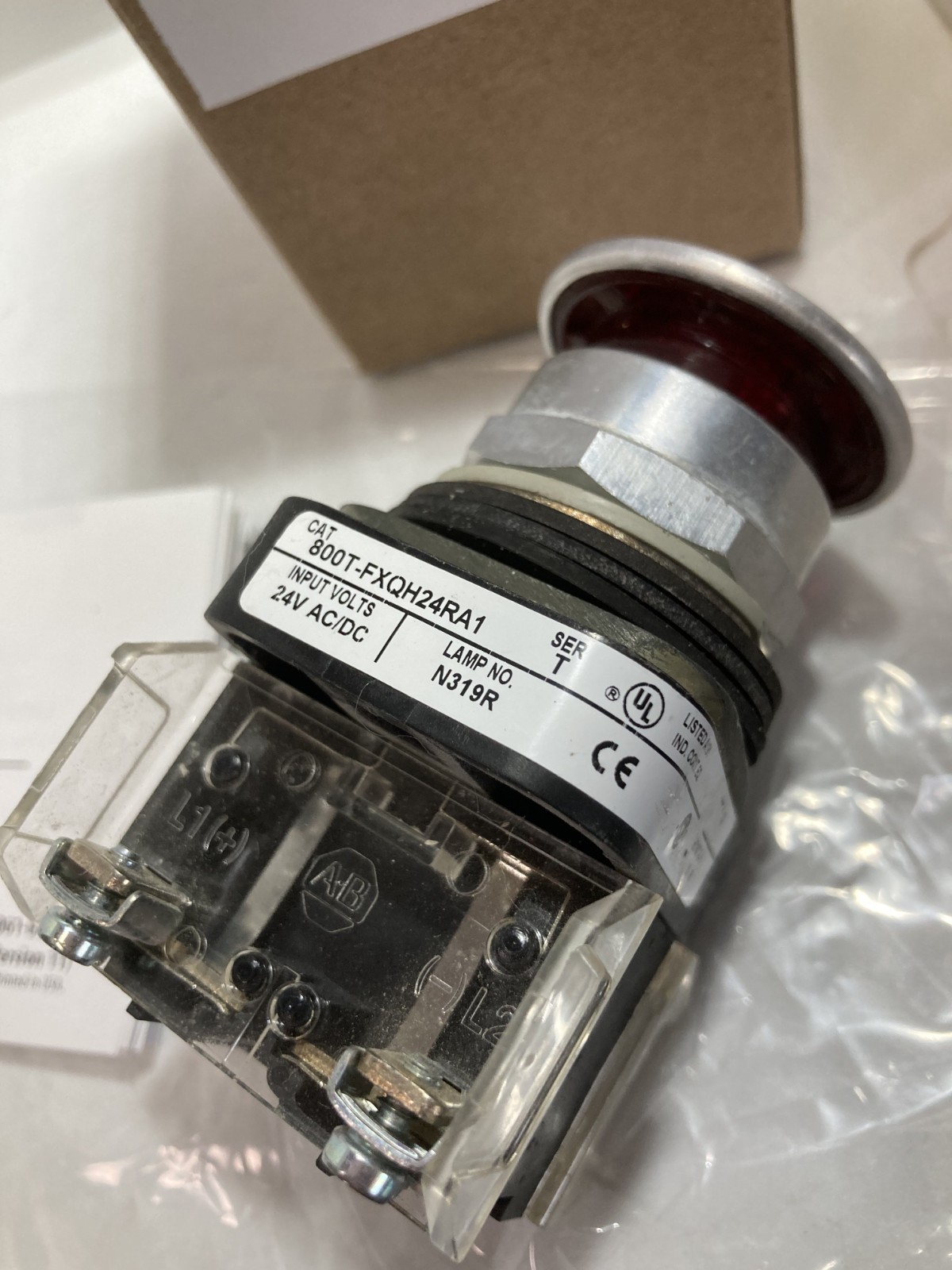 ALLEN BRADLEY 800T-FXQH24RA1 PUSH PULL 2 POS ILL LED RED 24V 1NO/1NCLB SERIES T