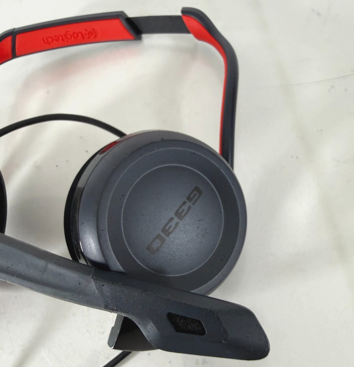LOGITECH G330 STEREO GAMING HEADSET | Missing Cushion