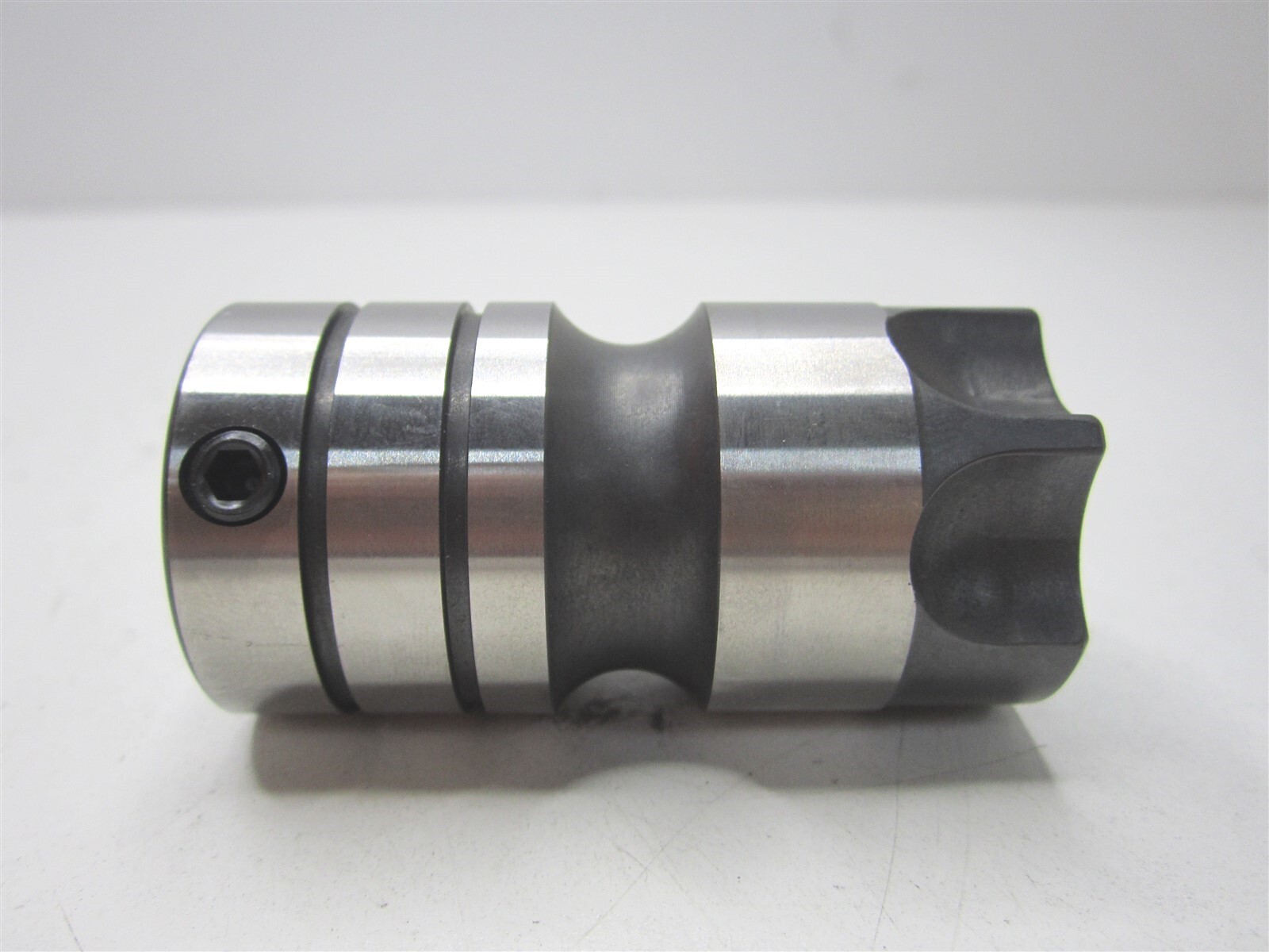 Parlec (7714-037) 0.7″ x 0.531″ x 3/8″ NUMERTAP 700 Series Tapping Adapter