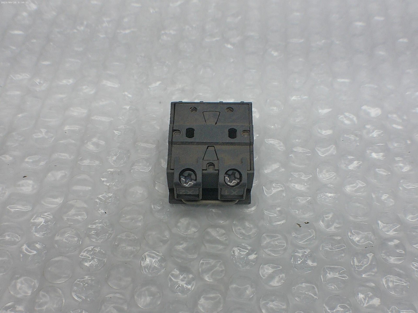 ELFIN 020PD9 LAMP HOLDER BASE NSNP