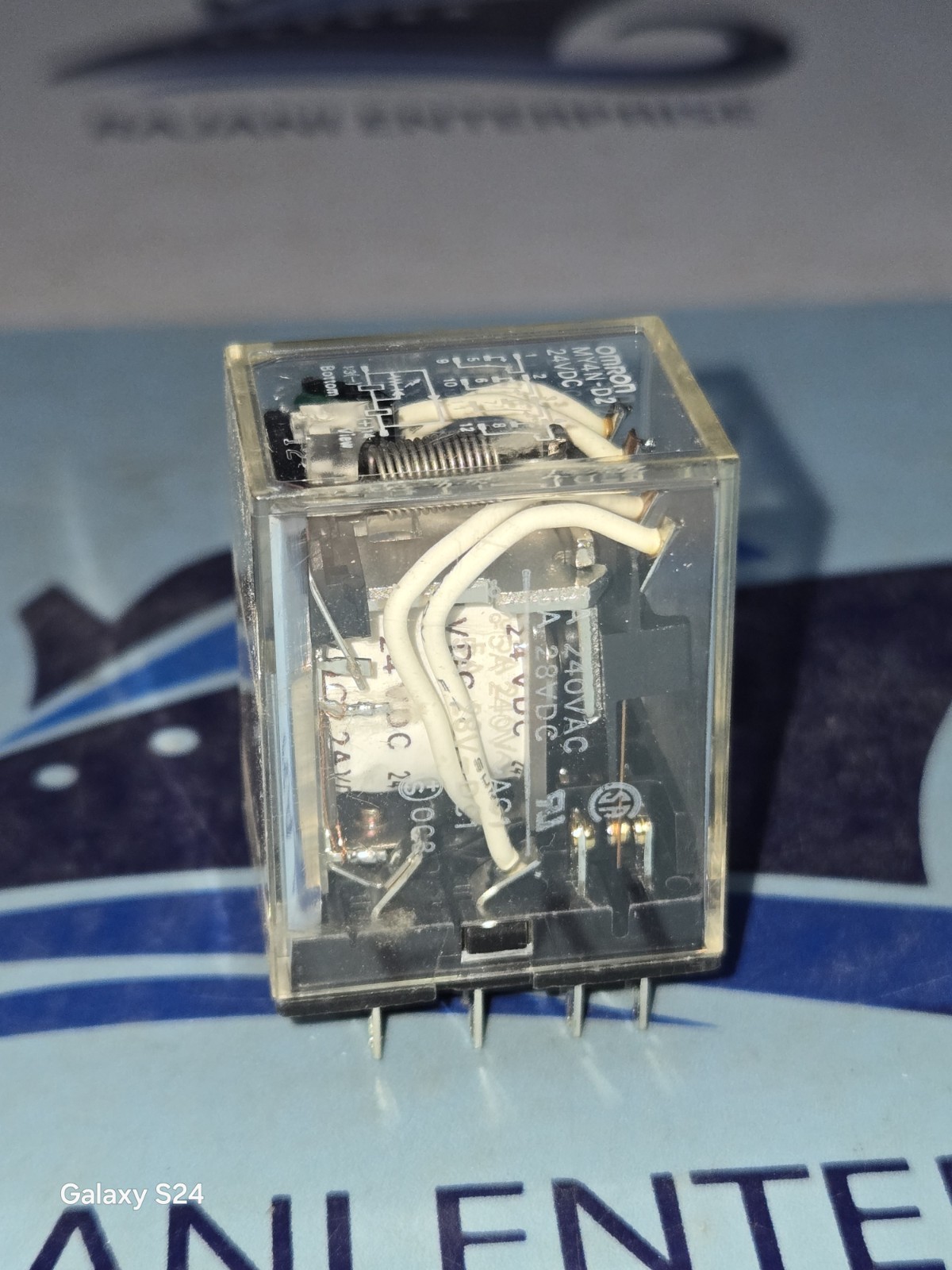 NEW Omron MY4N-D2 Relay 24VDC 5A ( 1 BOX )