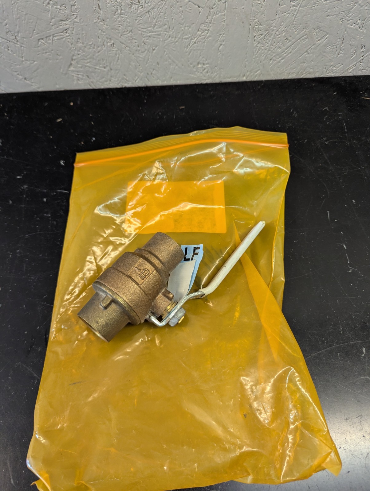 Apollo 77CLF-205-01A Bronze Lead Free 1″ Solder Ball Valve