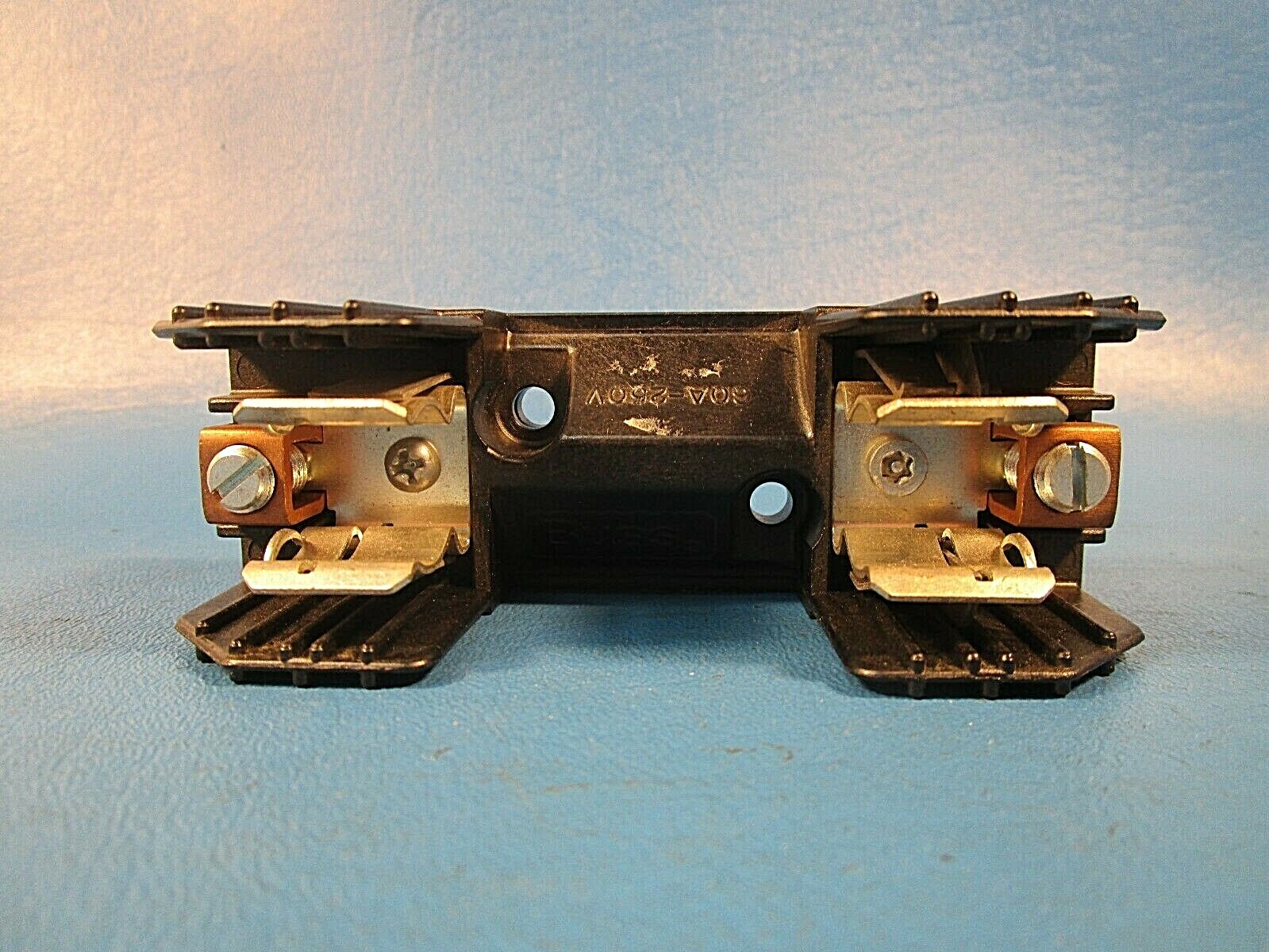 Buss R25060- 1 Cor, One Pole Fuse Block Holder, 250 Volts, 60 Amps