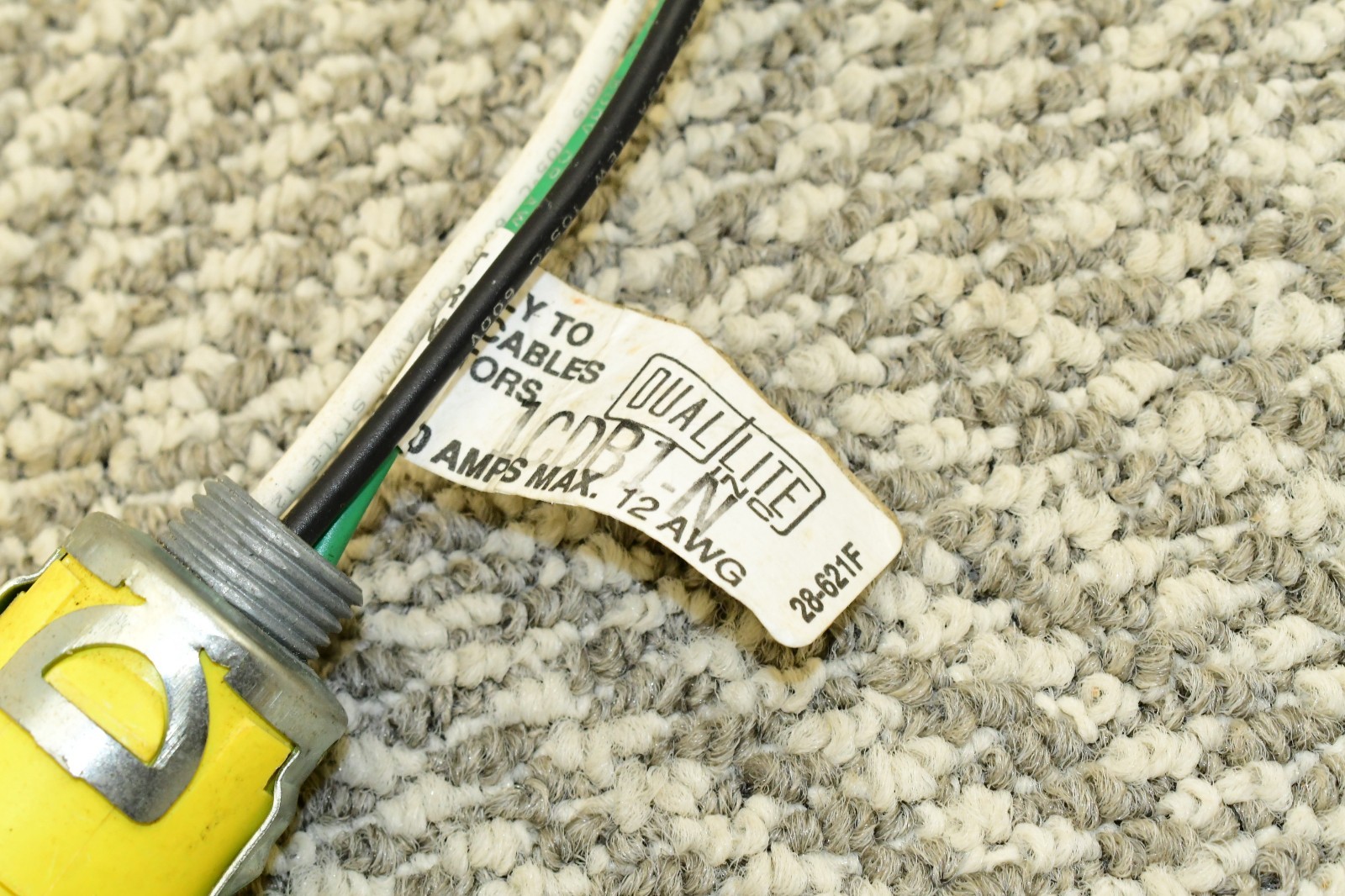 Dual-Lite 1CDB1-N Connector 12AWG 120/208VAC 20Amps Max 1CDB1N