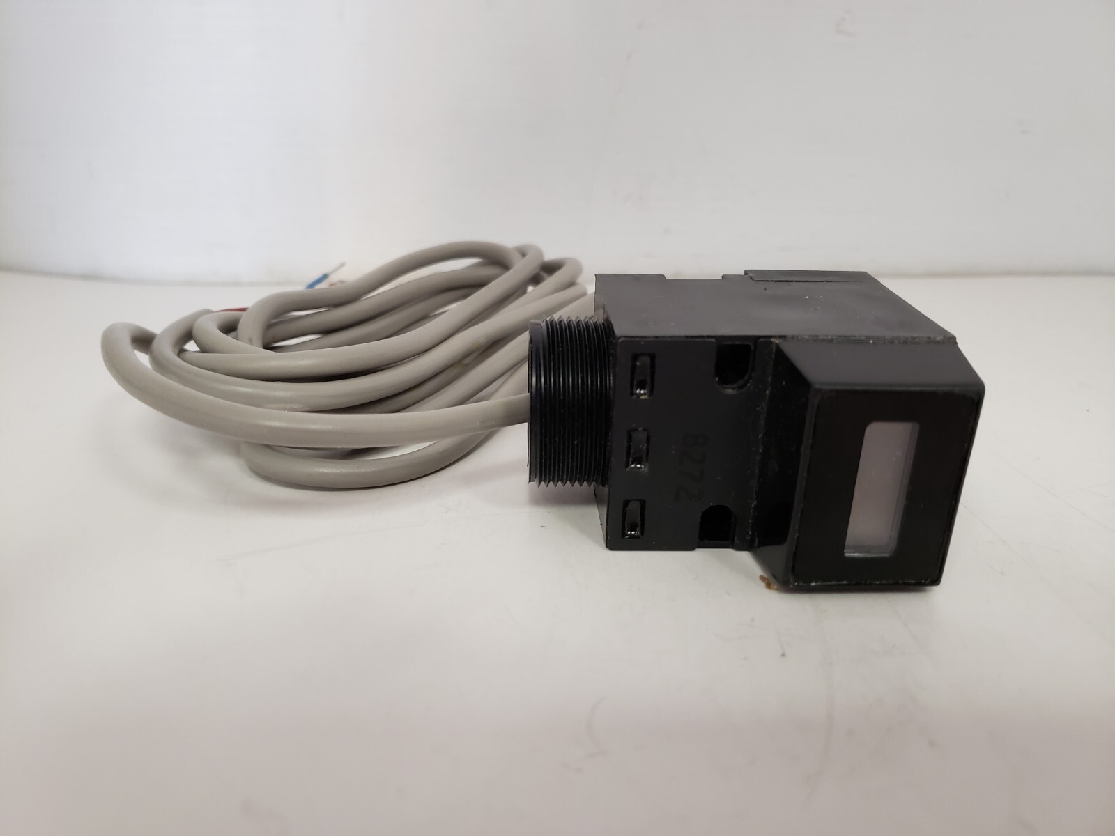 BANNER ENGINEERING SMA990LVAG PHOTOELECTRIC SENSOR 10-250V AC/DC NIB