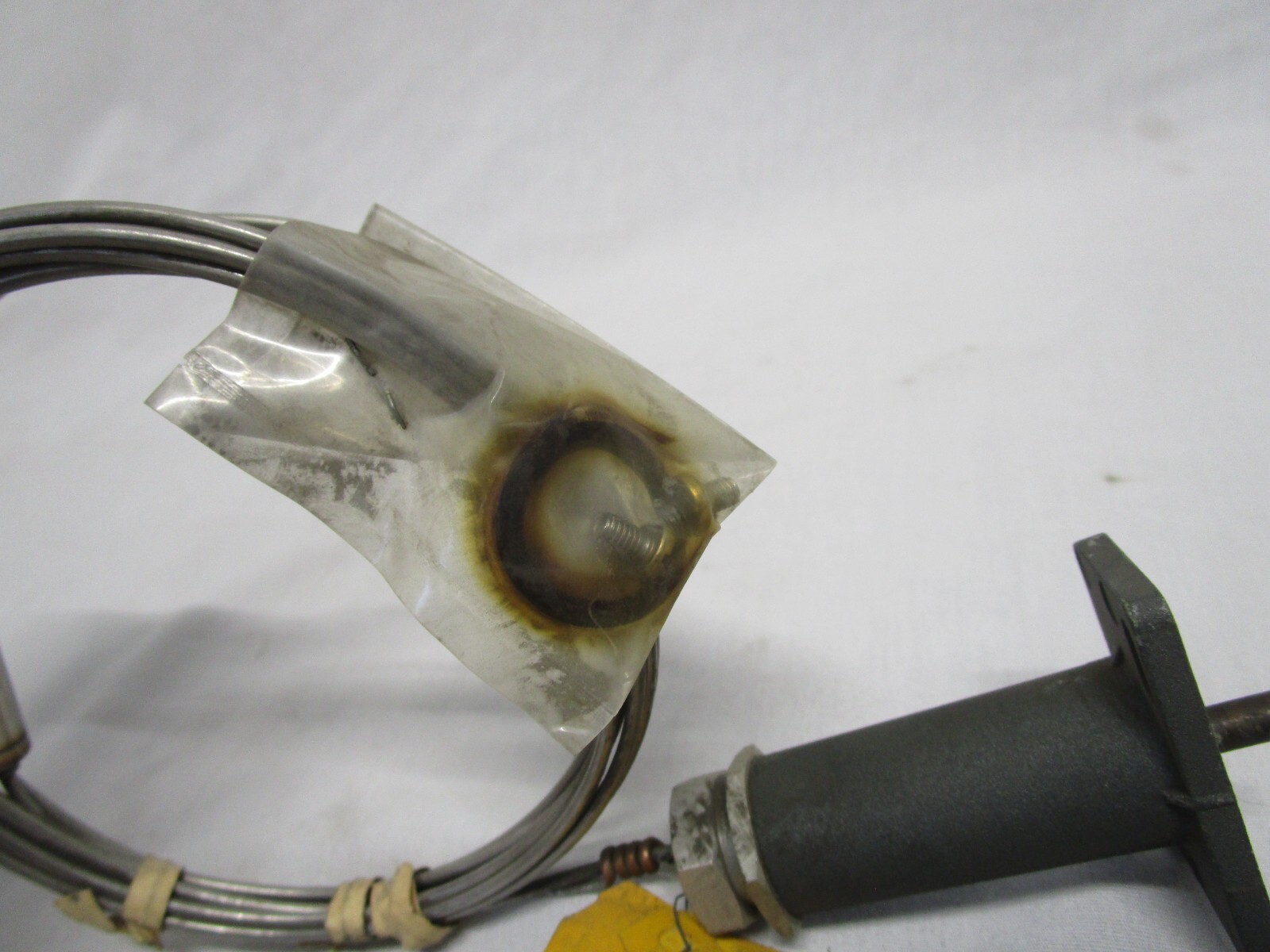 NEW FENWAL 40-100014-002 THERMOCOUPLE