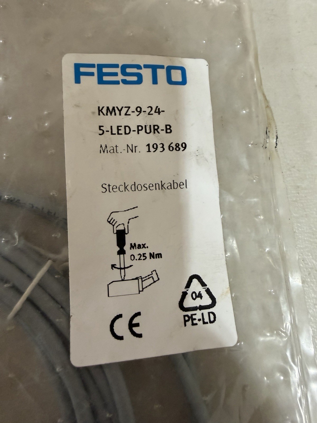FESTO KMYZ-9-24-5-LED-PUR-B Connecting Cable 193 689