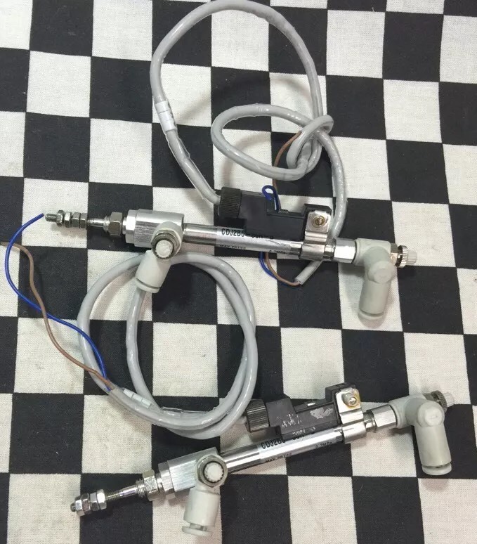 Lot Of 2, SMC Cylinder CDJ2B6-30R-B & D-H7C, Shipsameday#1325D4