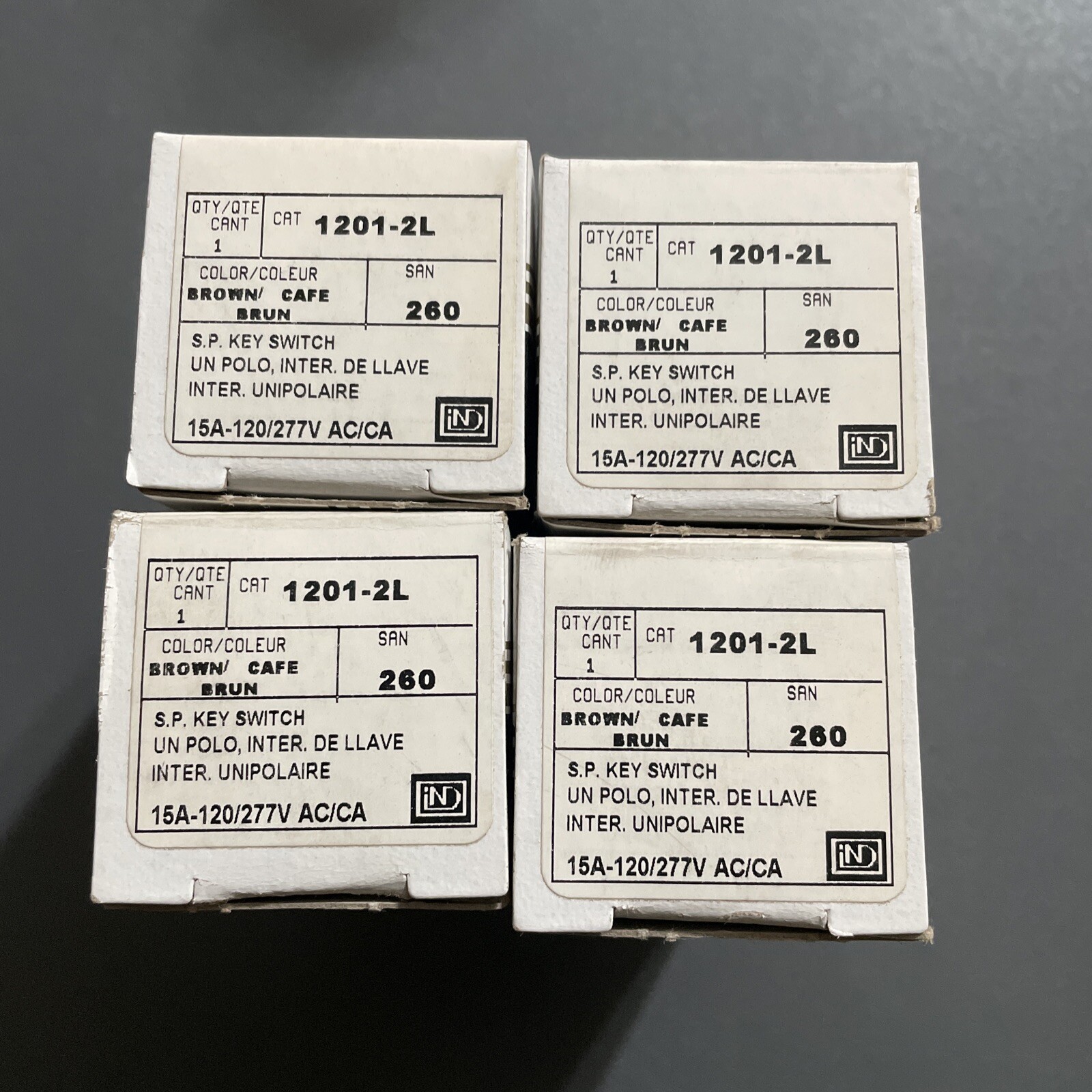Leviton 1201-2L Toggle Locking AC Quiet Light Switch 15A 120-277V Lot Of 4