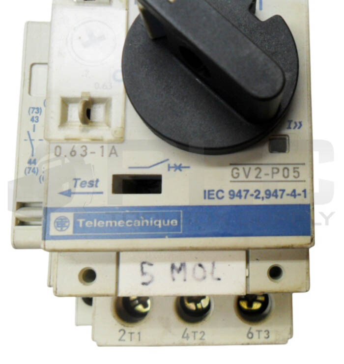TELEMECANIQUE GV2-P05 CIRCUIT BREAKER 0.63-1A W/ GV2-AN11 CONTACT BLOCK