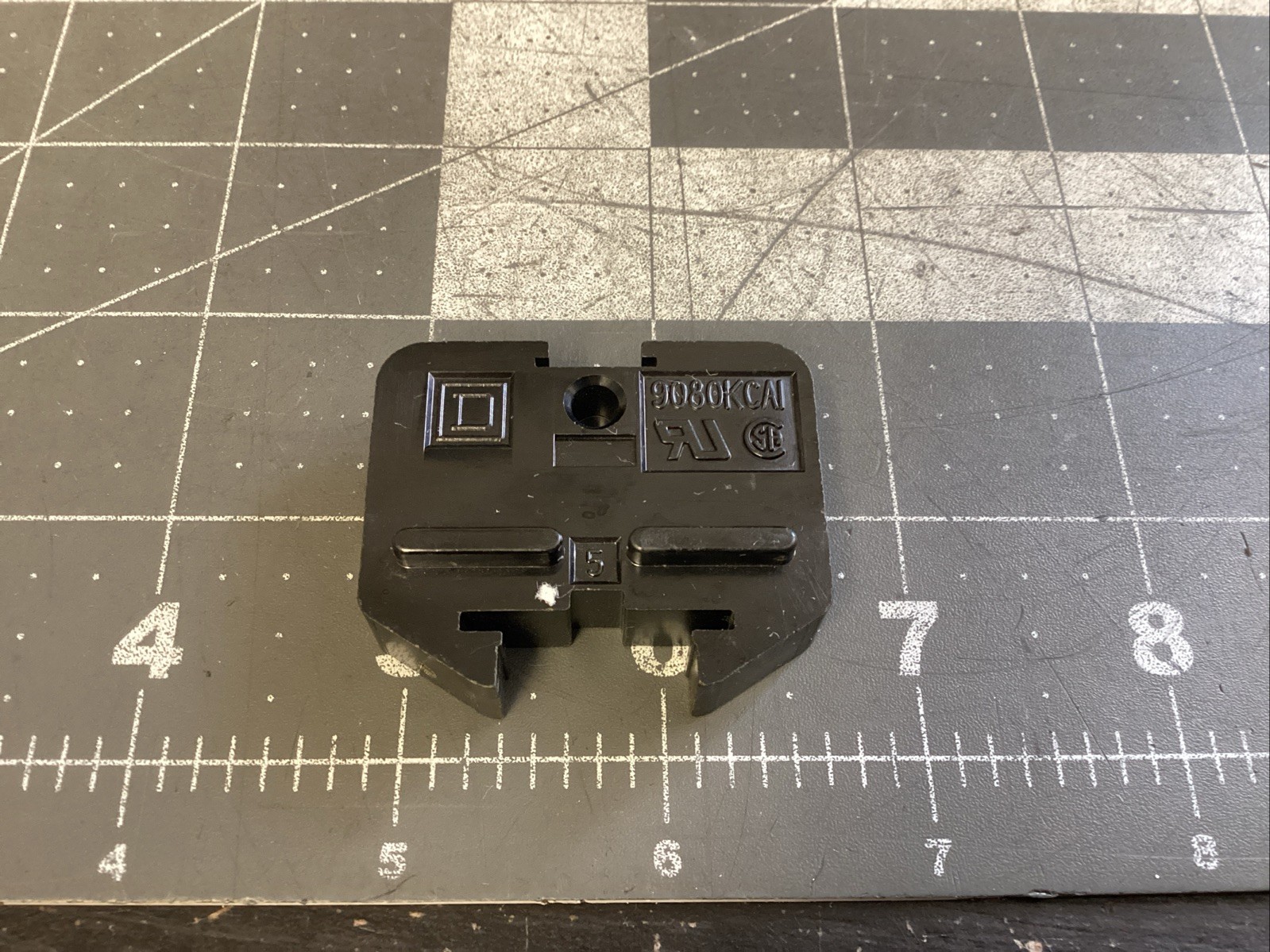(Lot Of 20) Square D 9080KCAI Schneider Electric Terminal Blocks (LPW97X)