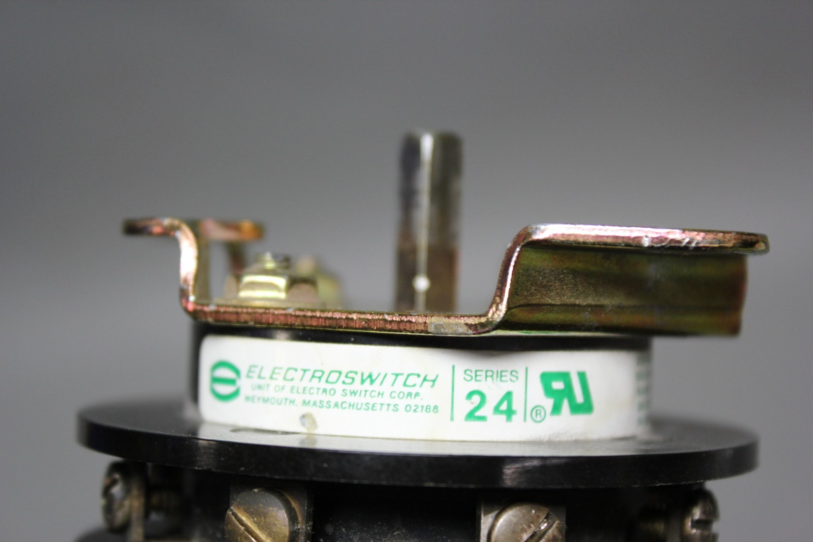 ELECTROSWITCH SERIES 24 ROTARY CAM SWITCH 24203VL