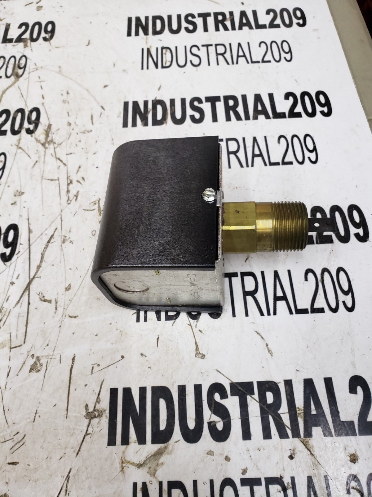 MCDONNELL+MILLER FS4-3 FLOW SWITCH