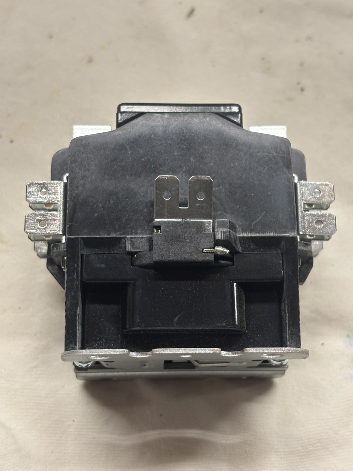 Packard TMX240A2 Max Definite Purpose Contactor 2 Pole, 40 Amp, 24 Volt Coil