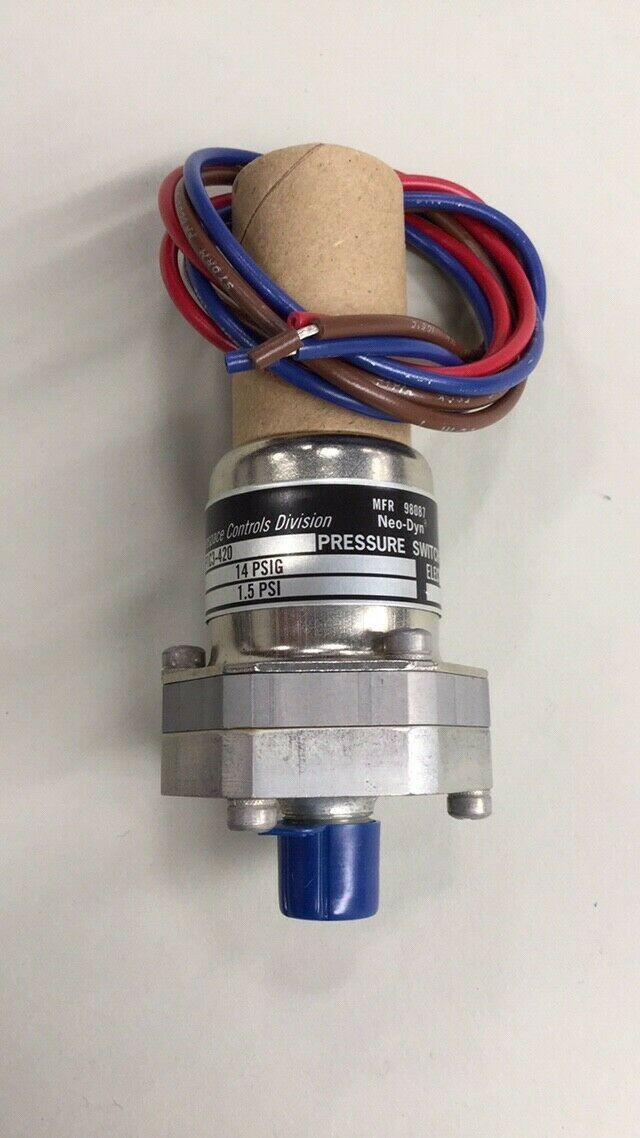 ITT Neo-Dyn 115P1C3-420 Pressure Switch 160 psig 5 amp 125/250 VAC