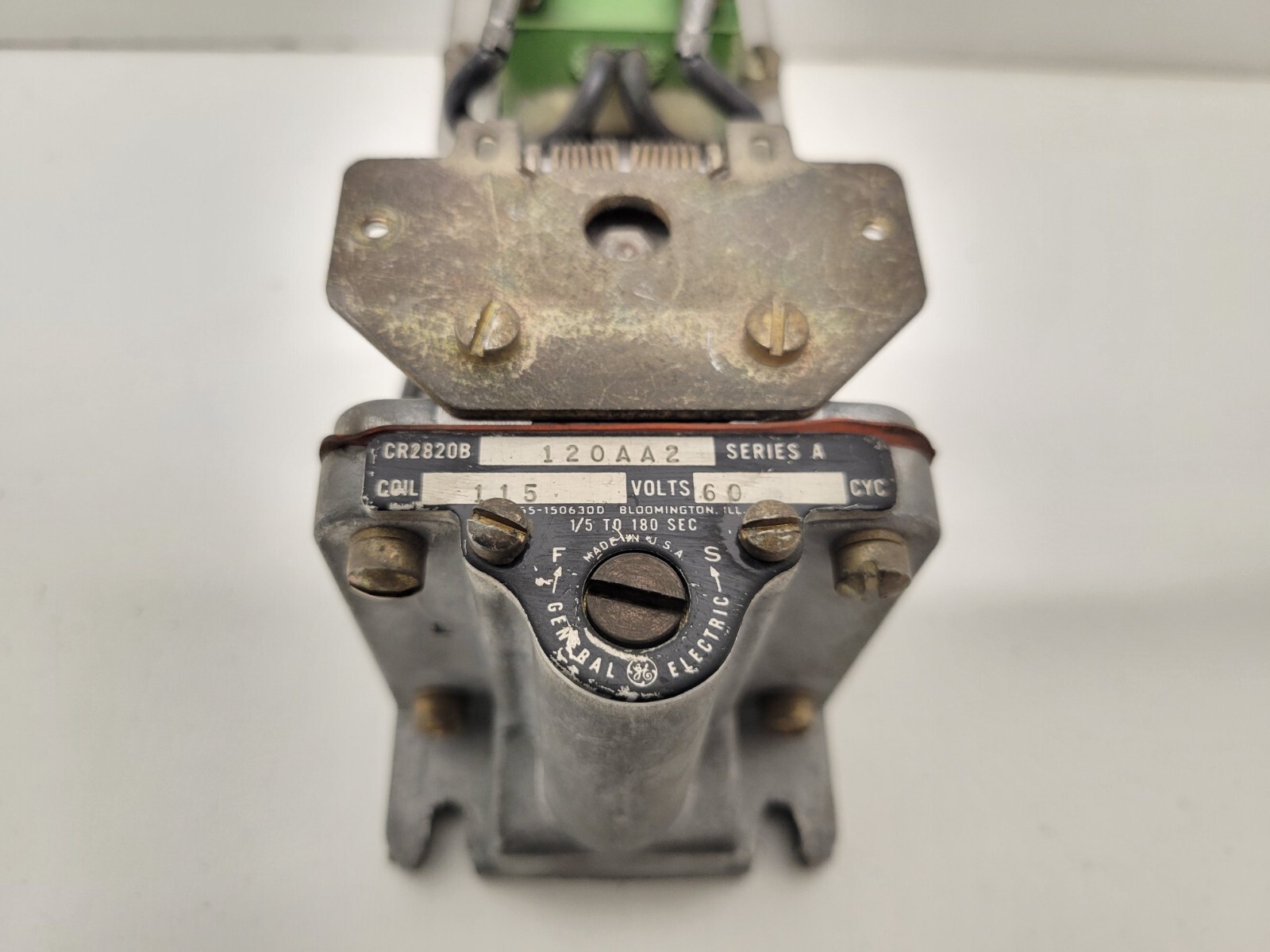 GOOD USED! GE 115V SER A TIME DELAY RELAY CR2820B-120AA2