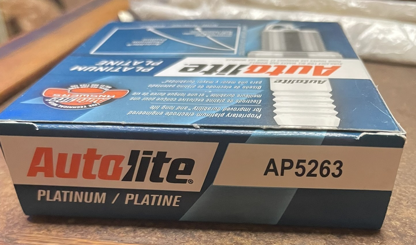Pack of 4 – Autolite Platinum Spark Plugs – P/N:  AP5263 (NOS)