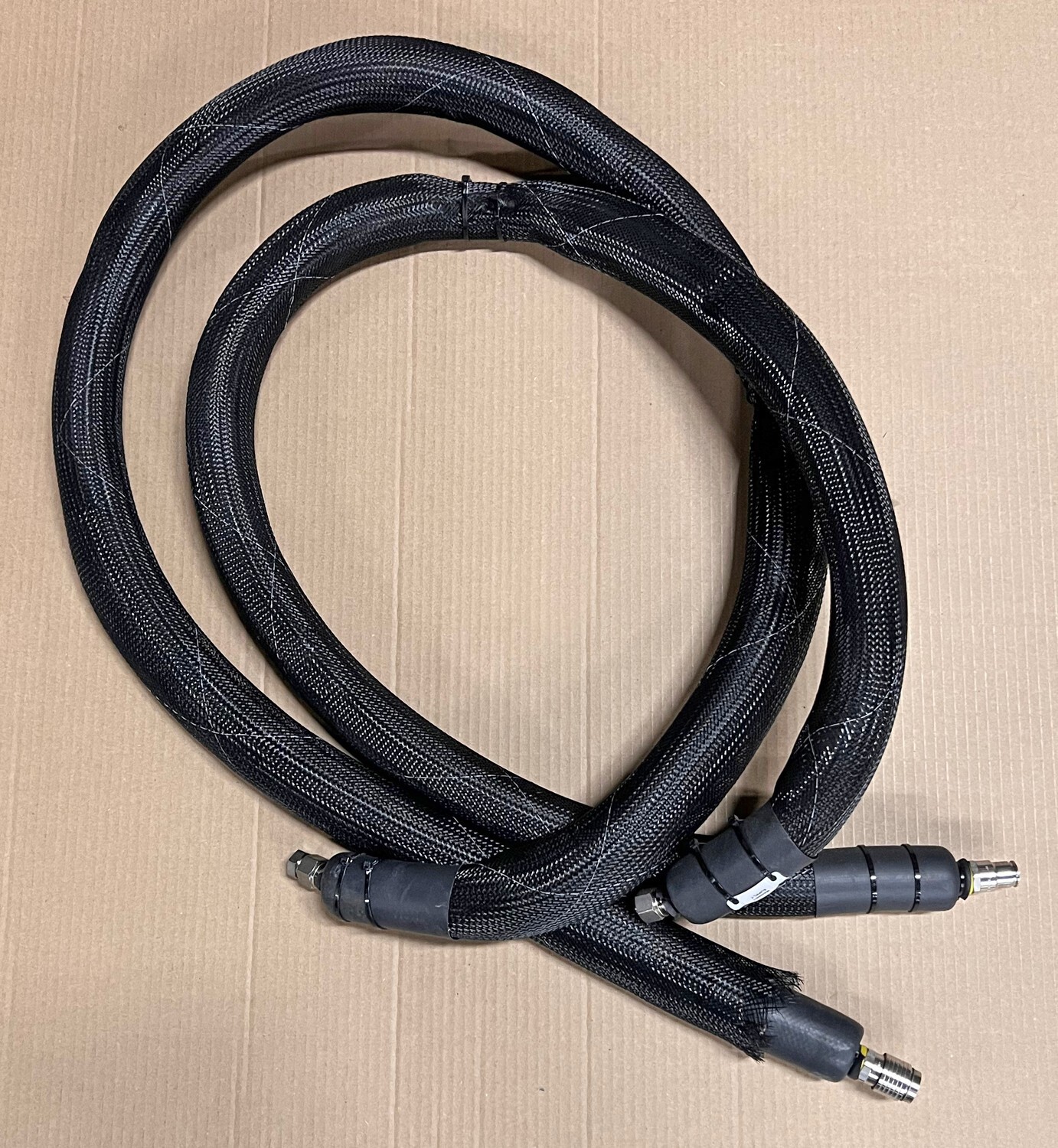 2 – AMAT 0190-15851 Hose Assembly, 8-foot Magnet Supply/Return Insulated 8′ 8ft