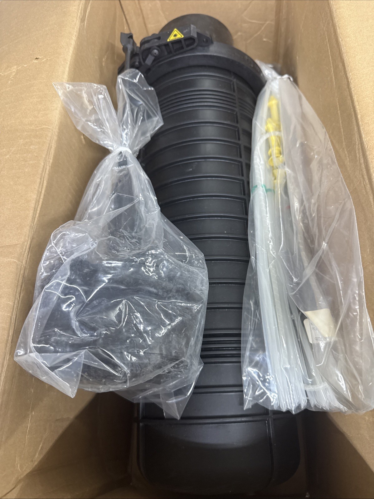 Tyco FOSC450-B6-6-24-1-B3V Optic Splice Closure (New in Box) 467054-000
