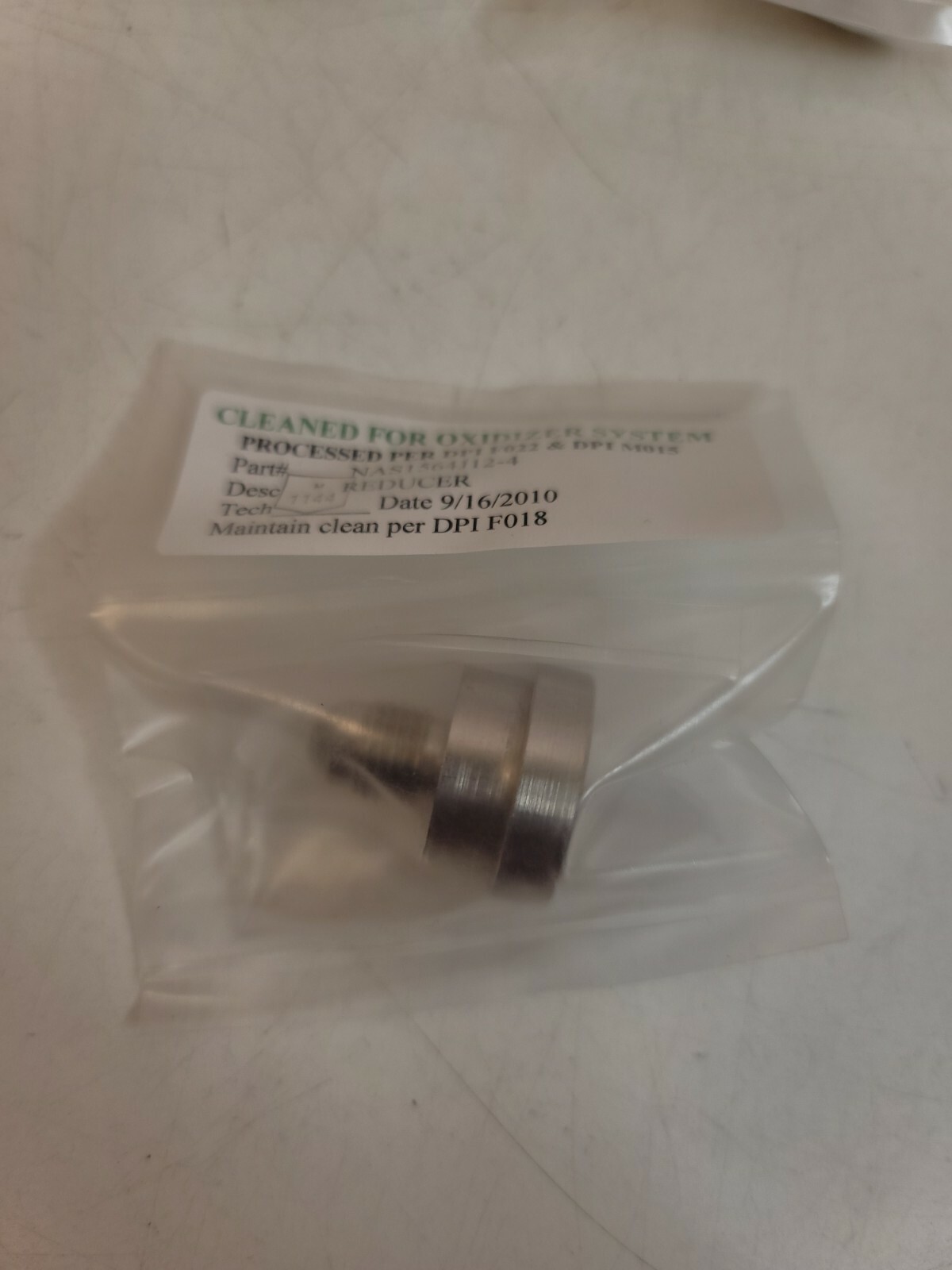Lot of 31- NAS1564J12-4 Reducer 7/16-20 Thread Body Tube NEW Sealed