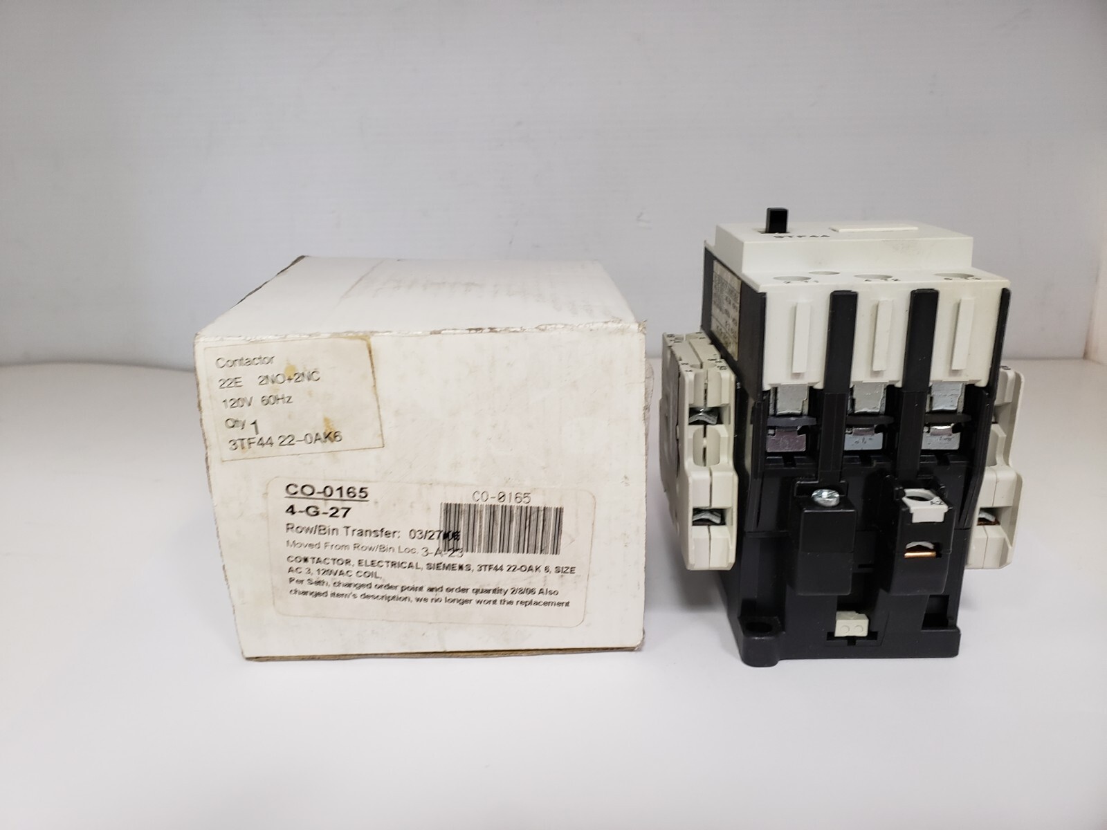 SIEMENS 3TF44 22-0A CONTACTOR 3 PHASE 2NO 2NC 120VAC COIL 60HZ NIB