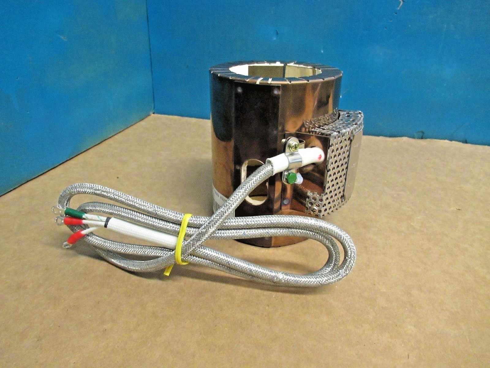SEIWA HEATER BAND 068X122 A2999A 230V/460V VOLTS 1300W WATTS 2-1/2″ ID NEW