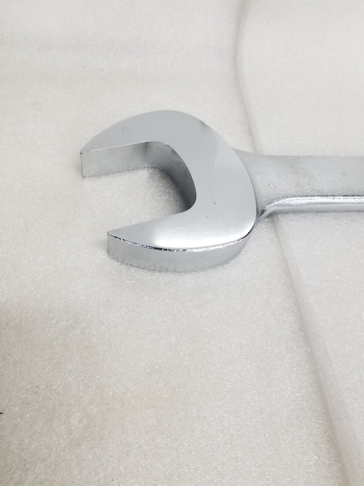 S-K Tools C80 Combination Wrench 2-1/2″ SurGrip 12-Point 31″-OAL Made in USA