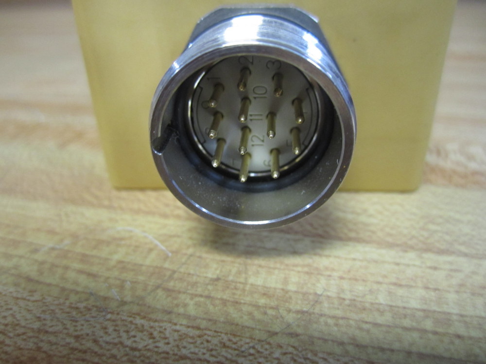 Turck VB 80-P7X9-CS12 8-Port Junction Box U7032