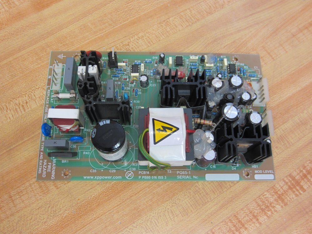 XP Power XP100-005 Solid State DC Power Supply XP100005