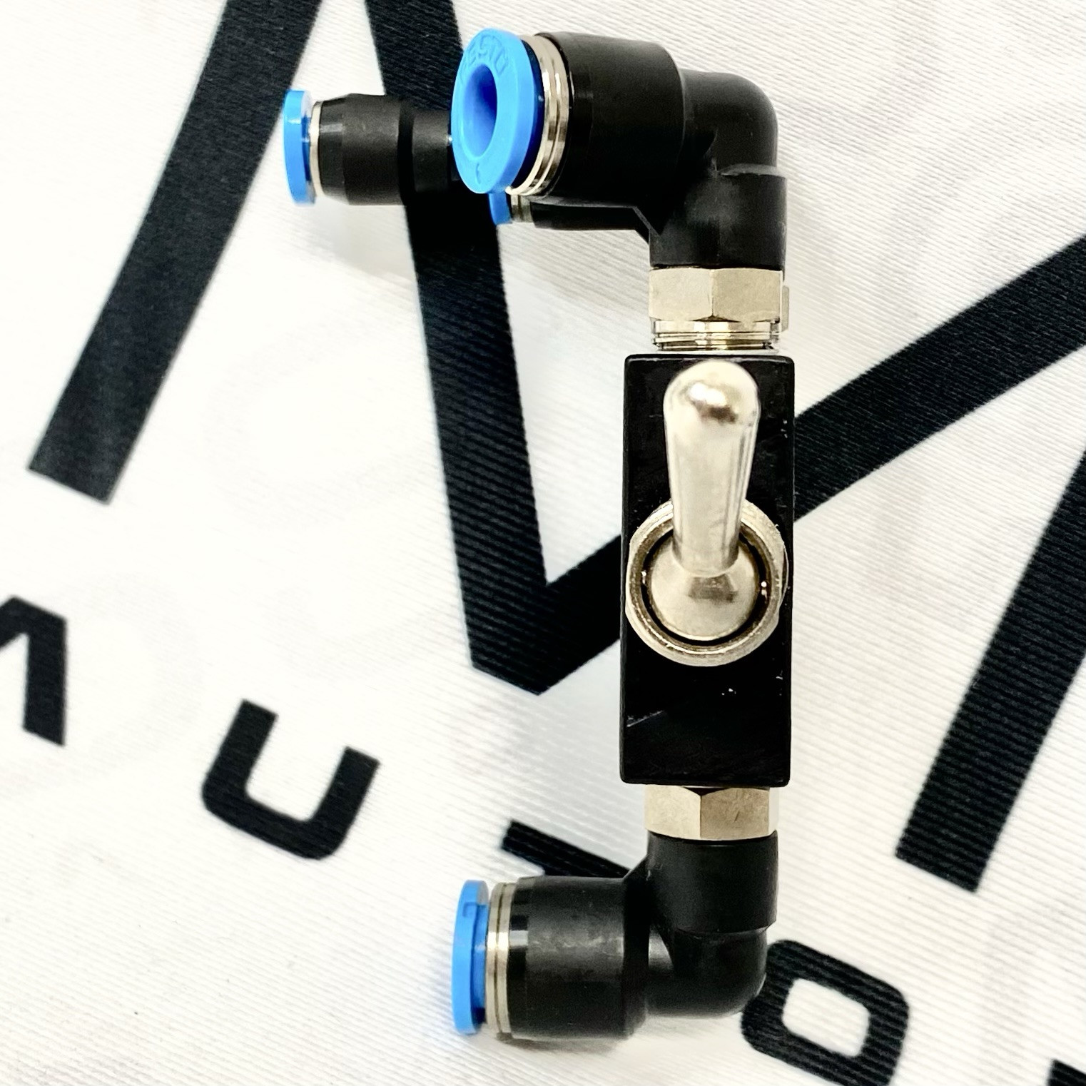 Imi Norgren C040421 Toggle Control Valve