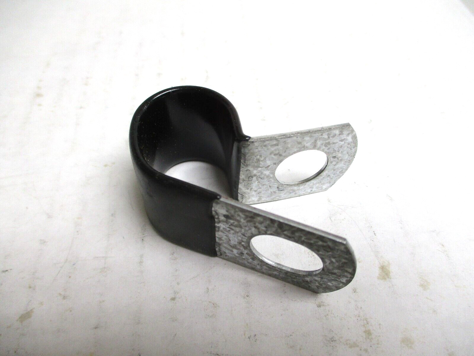 KMC , COV1317Z1 , 3/4″ 1″ W , HOT DIPPED GALVANIZED CABLE CLAMP , LOT OF 30