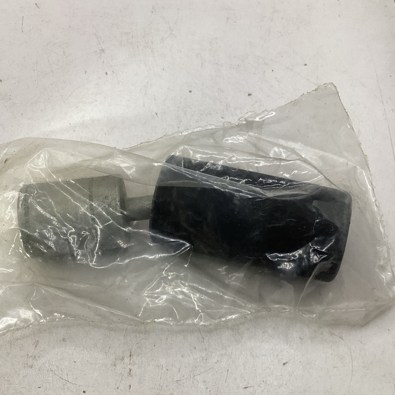 Square D VC Tools VERSA-PLUG Compression Equipment Plug CEP-2/0 NEW