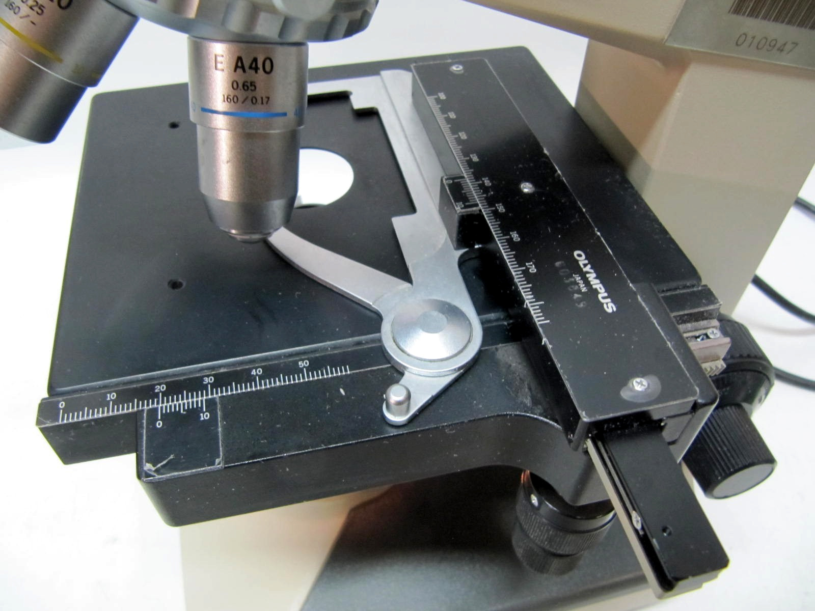 Olympus CH-2 Binocular Microscope Mechanical Stage CHT