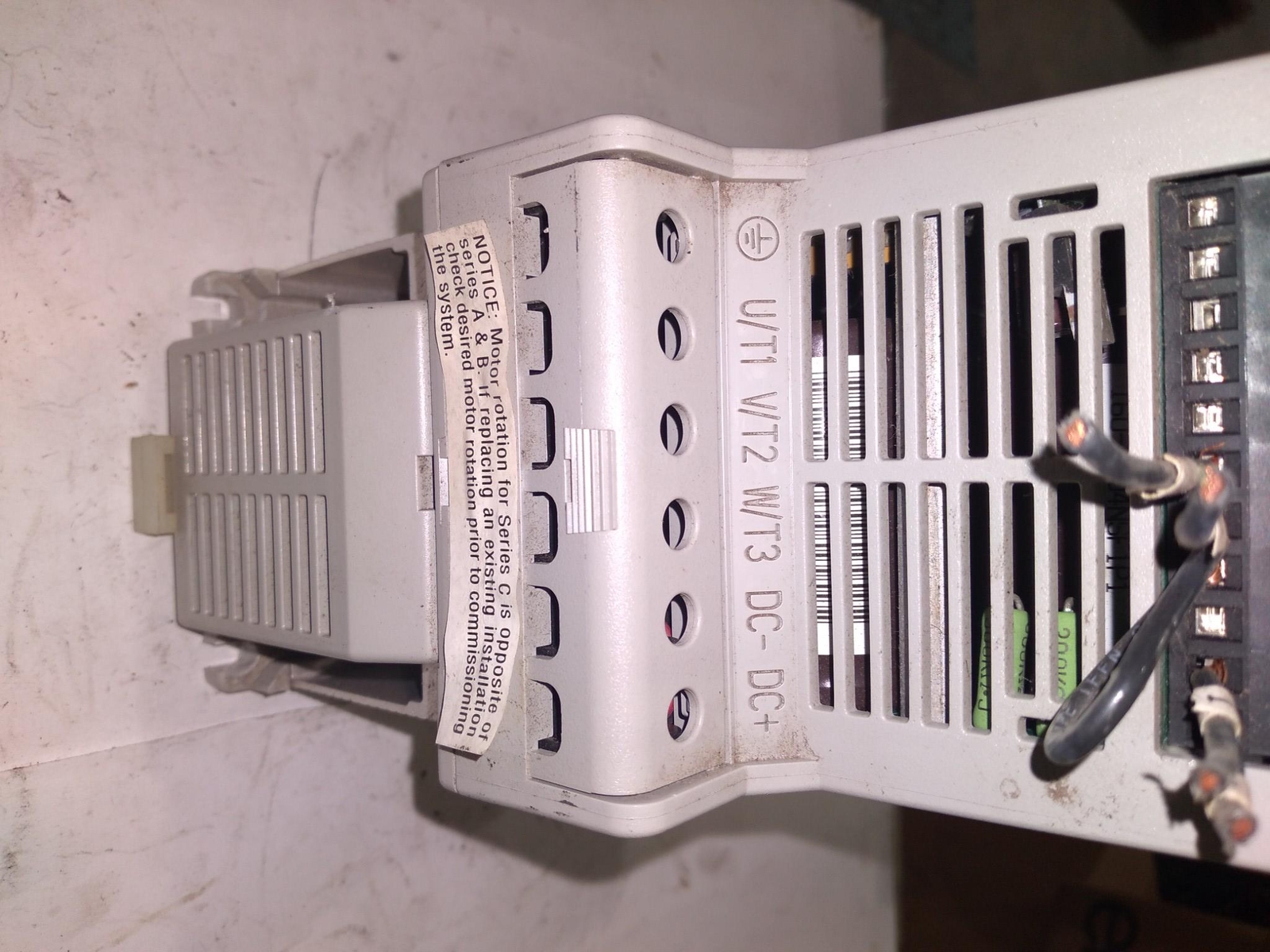 ALLEN-BRADLEY 160-BA04NSF1P1 SERIES C 1.5KW 2HP 380-460V 50/60HZ 3700VA