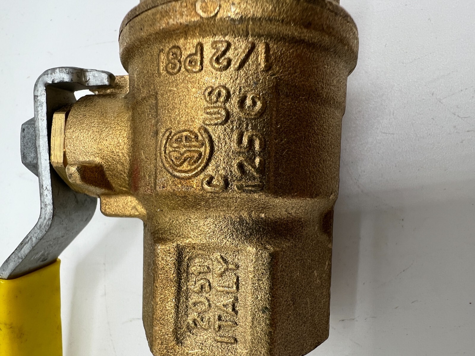 Jomar 3/4″ TWO PIECE BRASS, GAS SHUT OFF BALL VALVE T-100NE