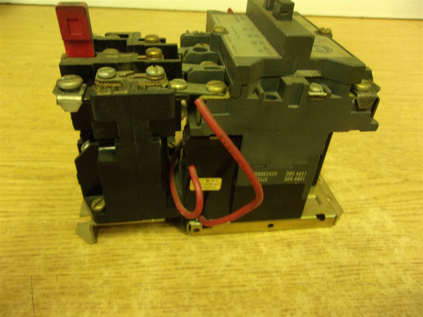 Westinghouse A200WBCAC w/ SS-56-3 Surge Suppressor “E” *FREE SHIPPING*