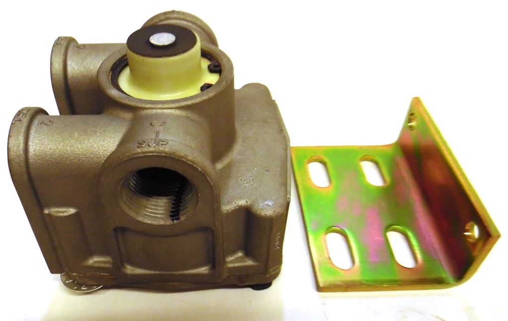 BENDIX, RELAY VALVE WITH BRACKET, 103009N, R-12, T-294888-D, NEW IN BOX