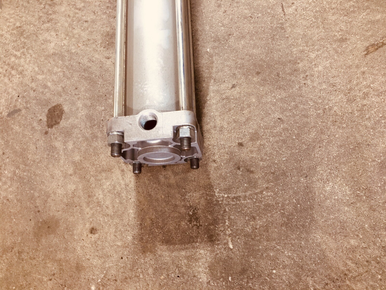 SMC CNA2F80-1300-D 2D2-79R LOCKING TIE-ROD CYLINDER