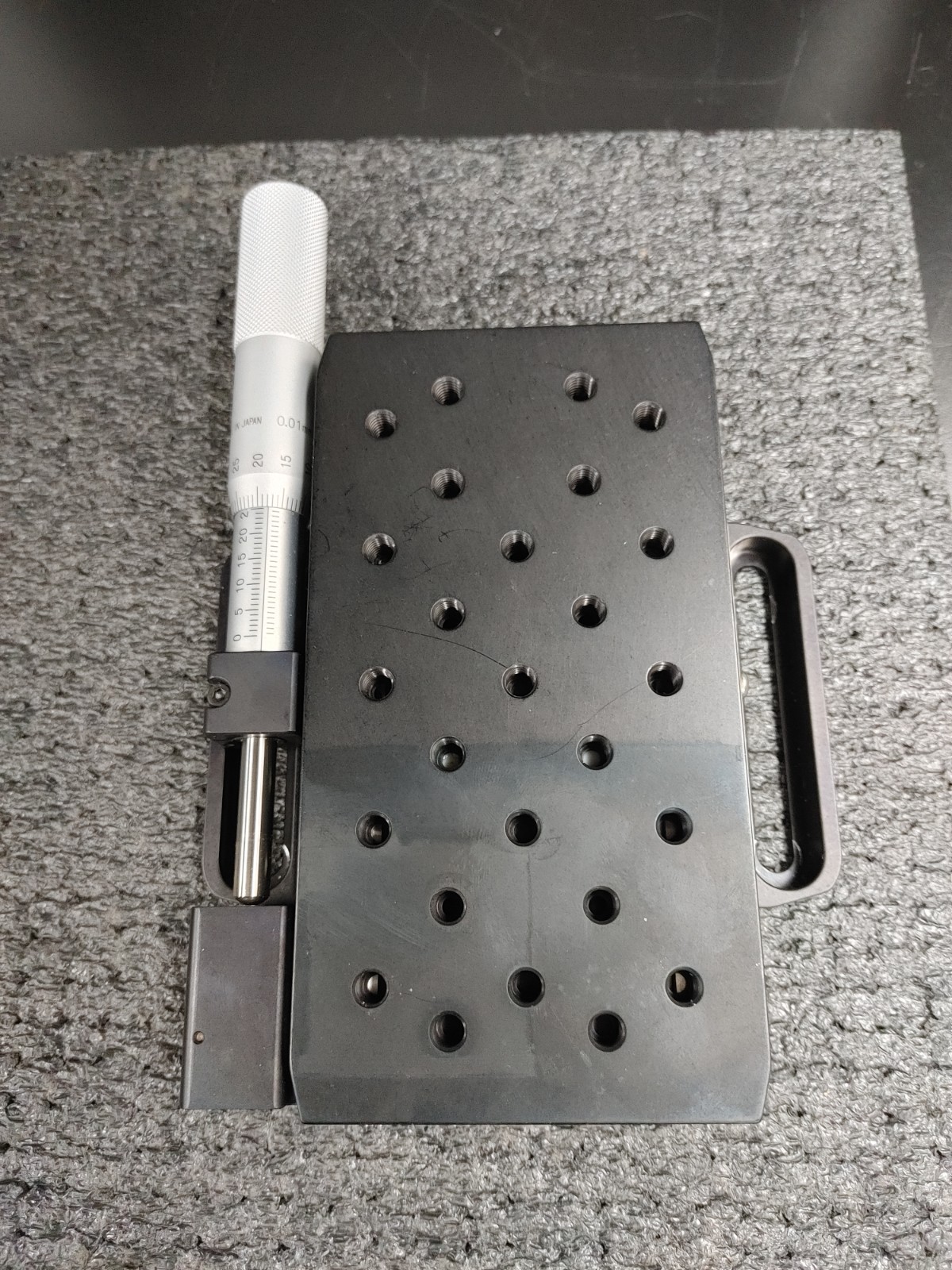 THORLABS XR50/M Translation Stage w Mitutoyo Side Mounted Micrometer XR25-B1/M