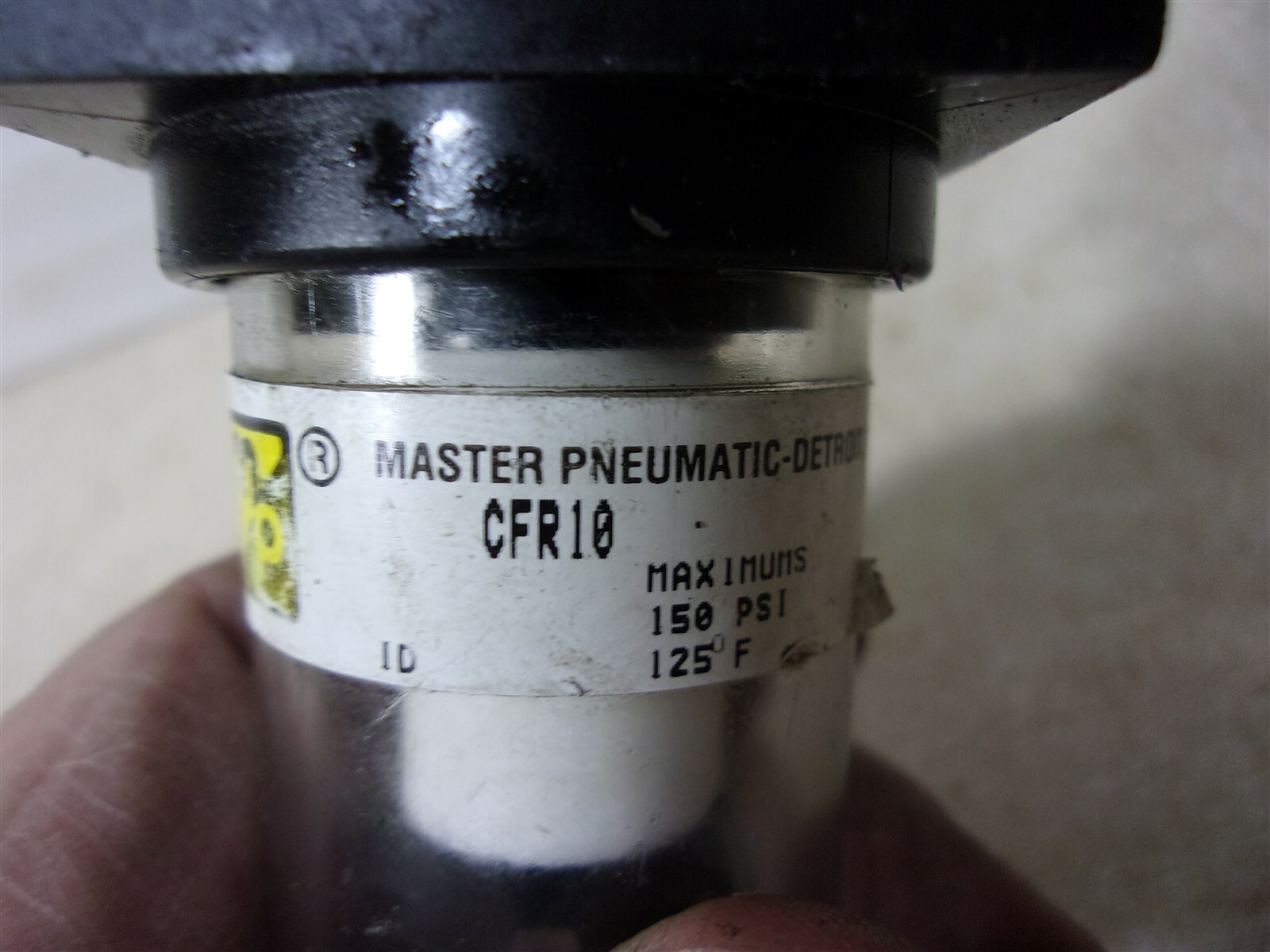 Master Pneumatics CFR10 Filter Regulator *FREE SHIPPING*