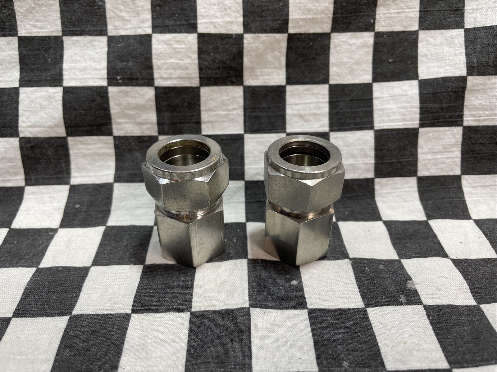Swagelok Female Connector 3/4″ T X 1/2″ FNPT, SS-1210-7-8, PARKER 12FSC8N-316