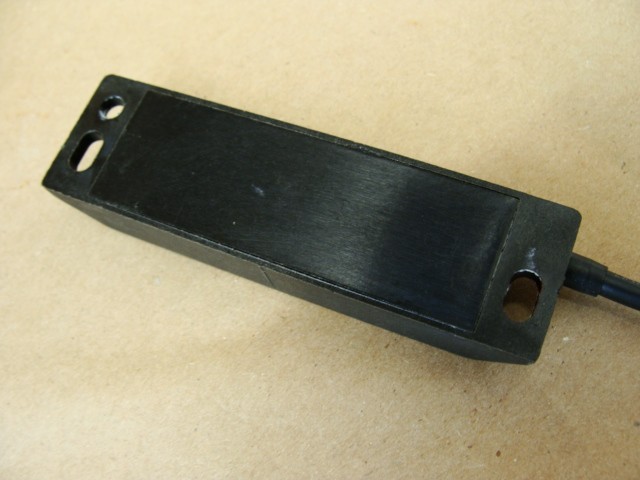 BANNER SAFETY SWITCH SI-MAGB1SM W/30 807126 30VAC/60VDC 0.08A 0.25VA