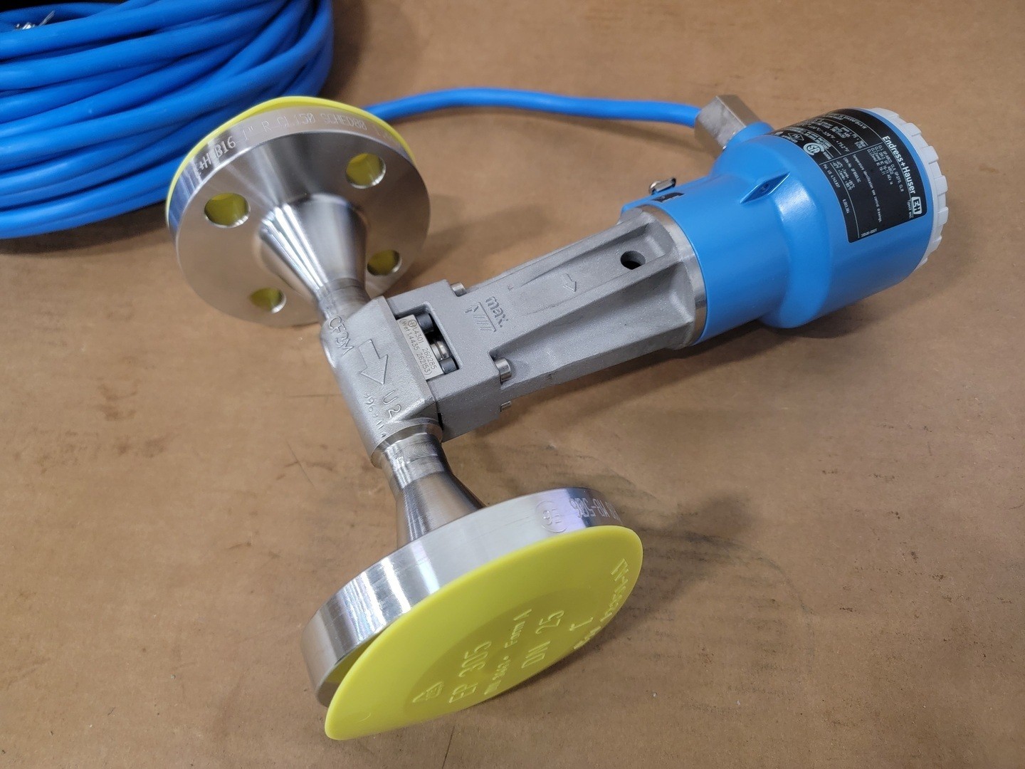 SURPLUS NEW ENDRESS+HAUSER 72FRF 72FRF-SL1DA5NFB4AW Vortex Flowmeter, E+H