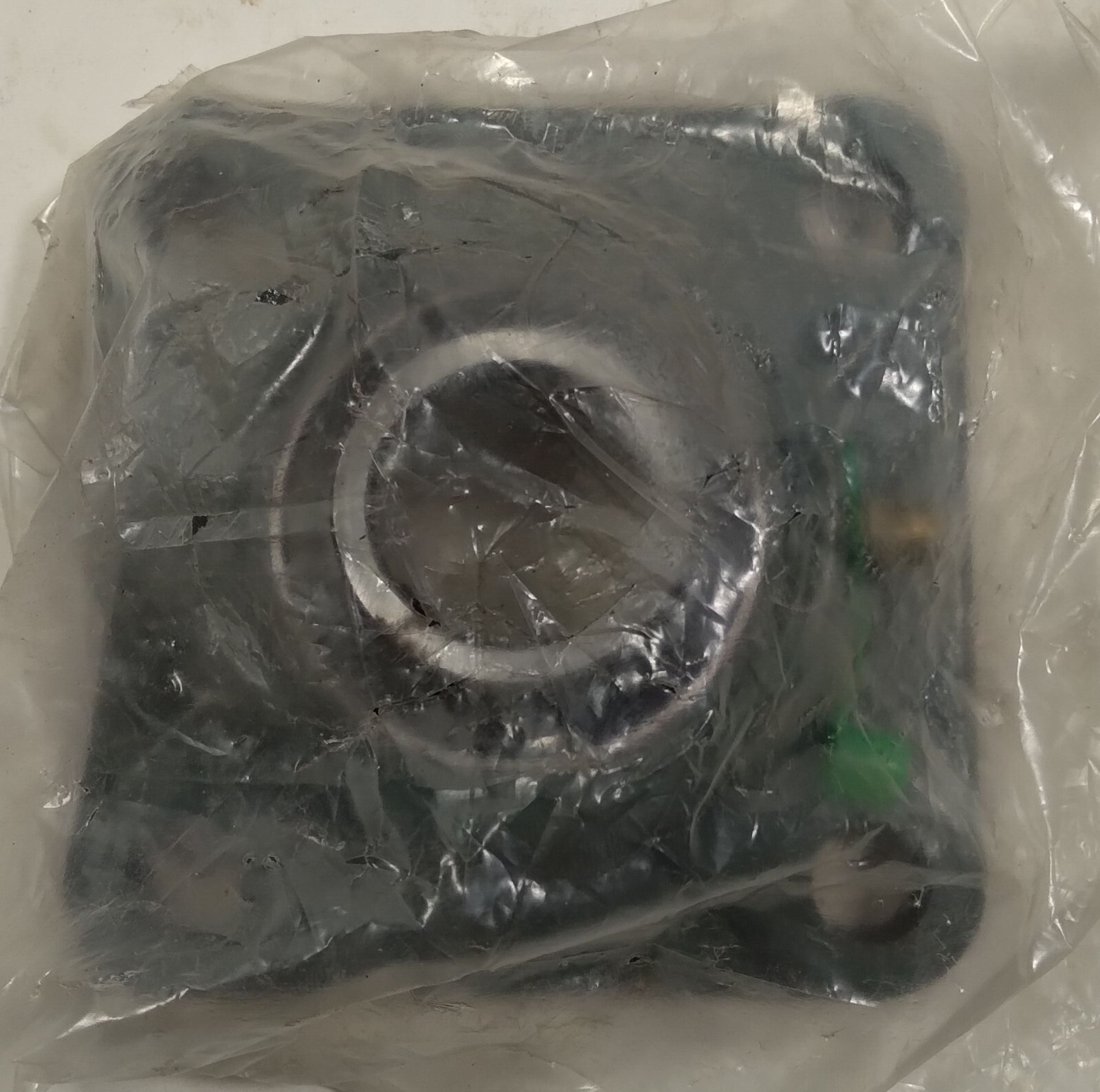 1 NEW PGN F205 4-BOLT FLANGE UC205-16 BEARING UNIT NIP ***MAKE OFFER***