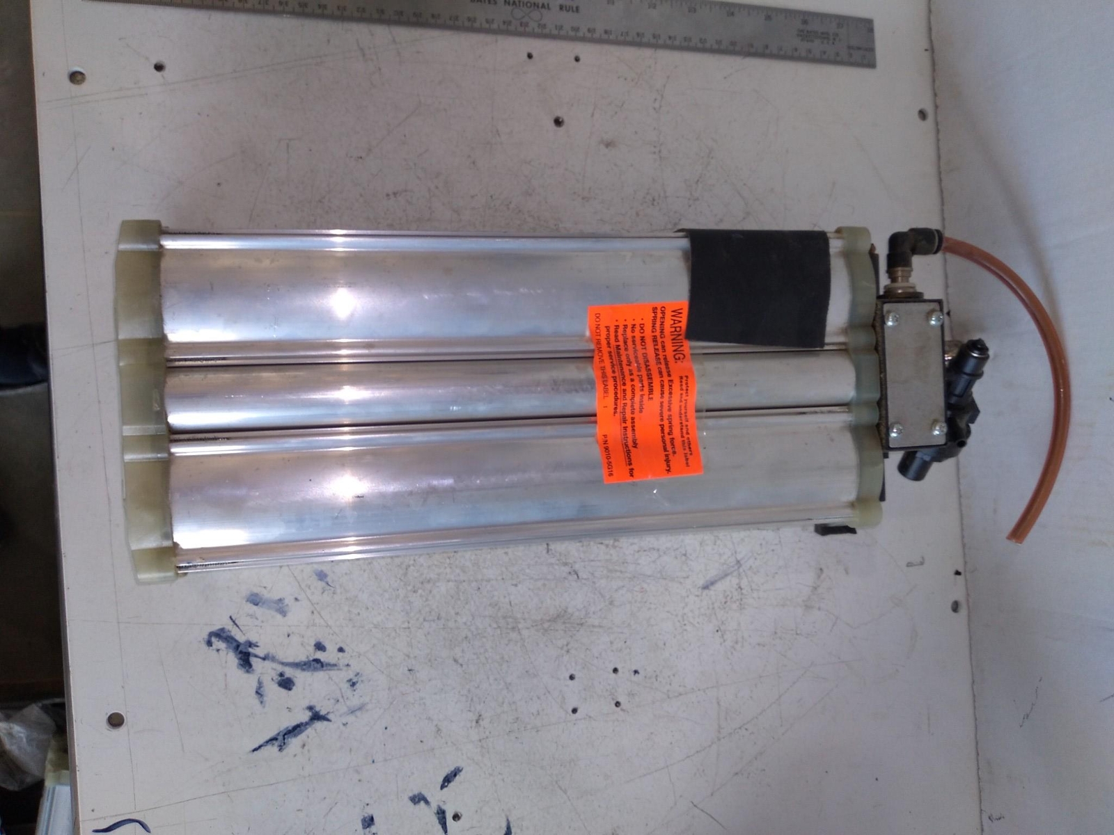 BOSCH REXROTH Aventics Air Cylinder R434000828 pressure 45PSI 15W