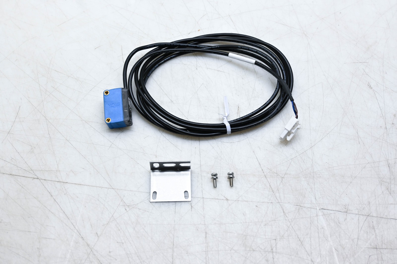 Sick GL6-N1112 Photoelectric Sensor NOS